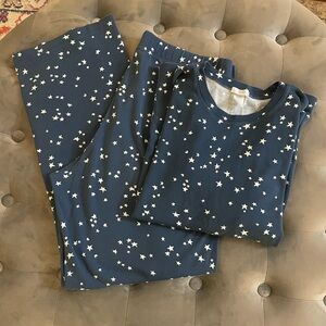 Like New Lake pajamas - long sleeved -